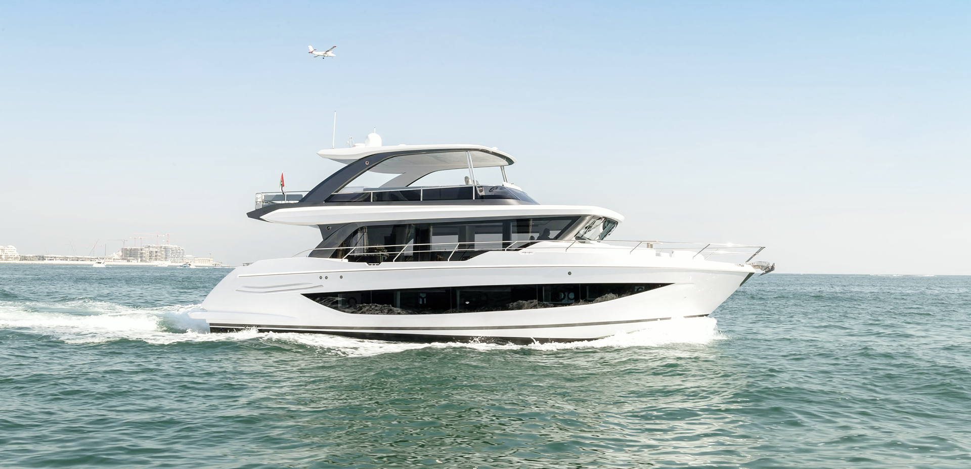 Oceanwalker X62 yacht