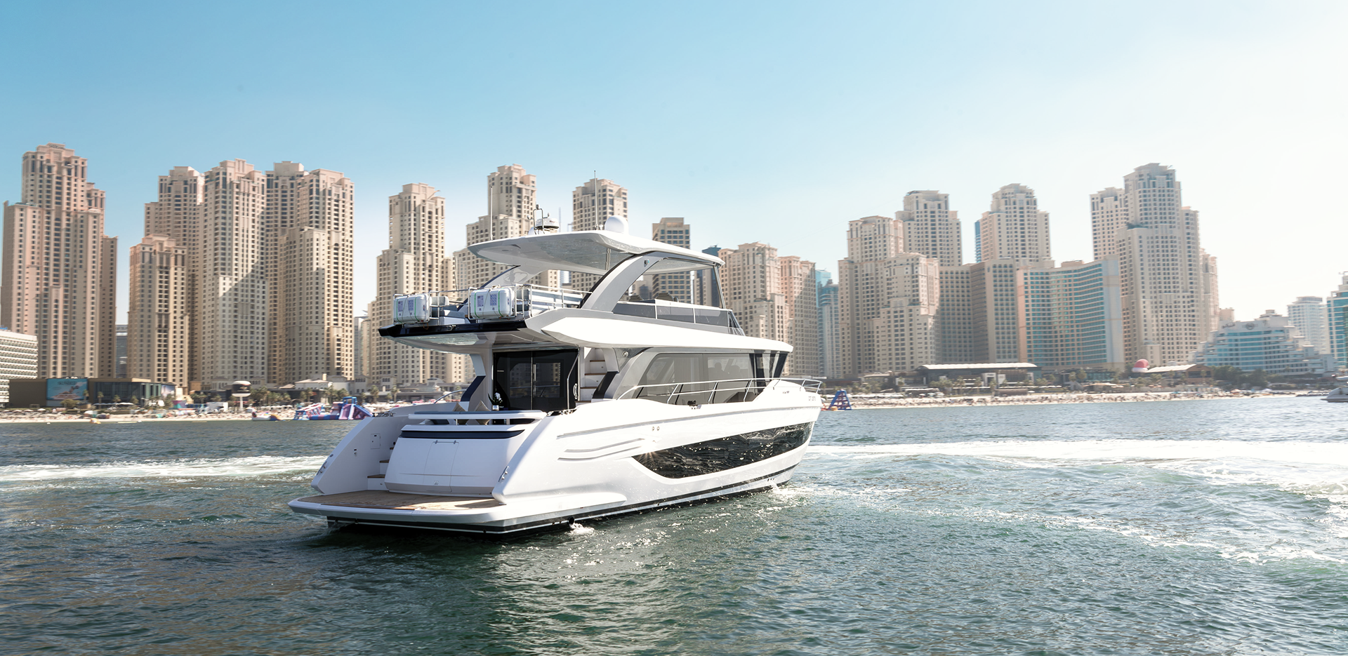 Oceanwalker X62 Exterior