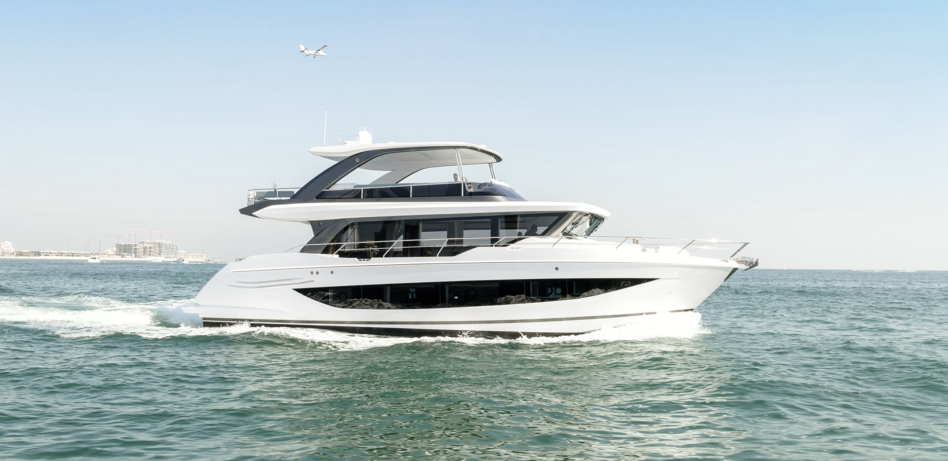 Oceanwalker X62 Exterior