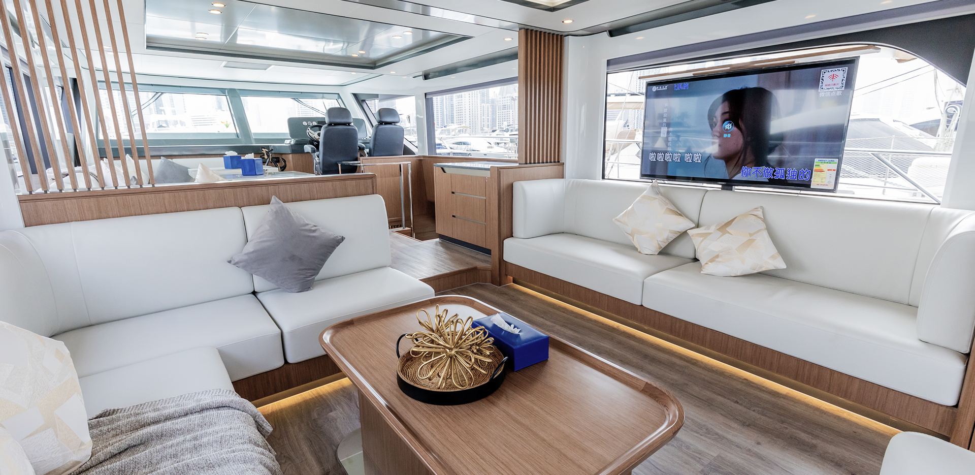 Oceanwalker X62 Interior