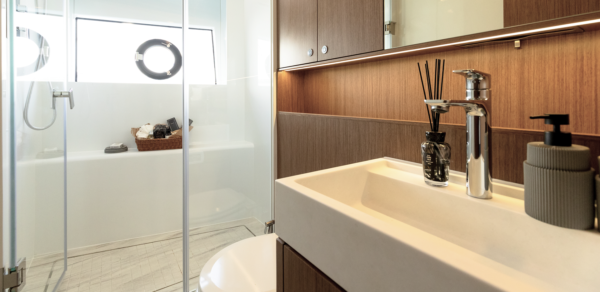 Oceanwalker X62 Interior